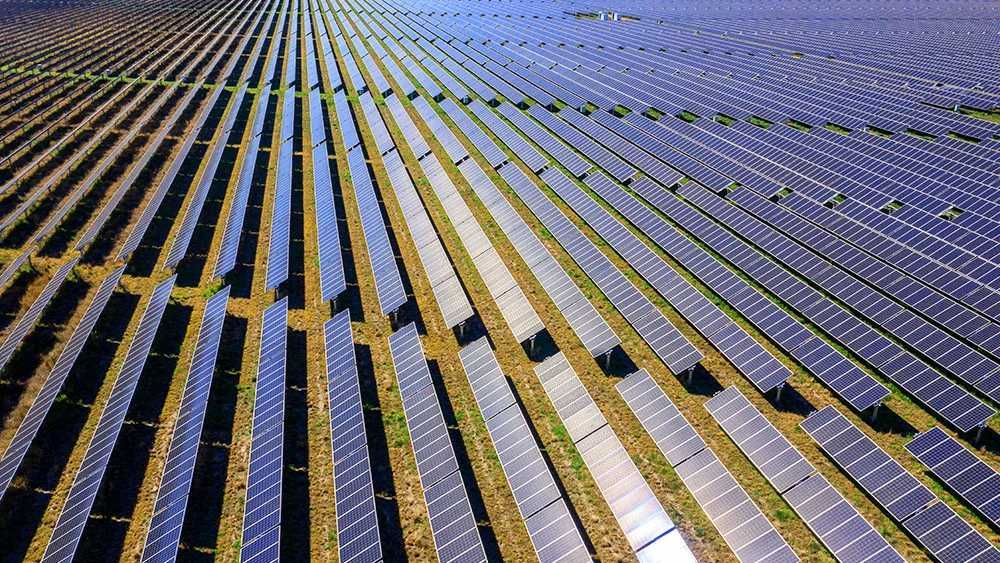 Proiect parc fotovoltaic 2,3 MW cu contract de finantare semnat