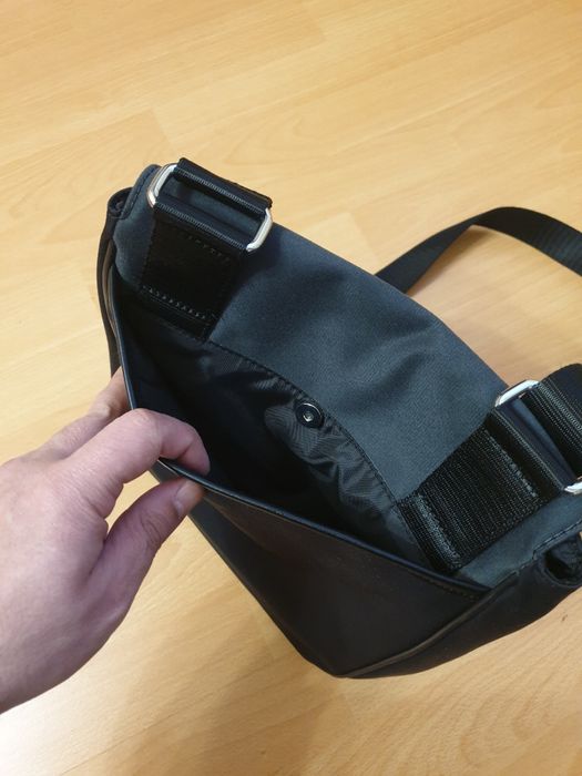 Borseta Calvin Klein gentuta barbati originala 25x30cm