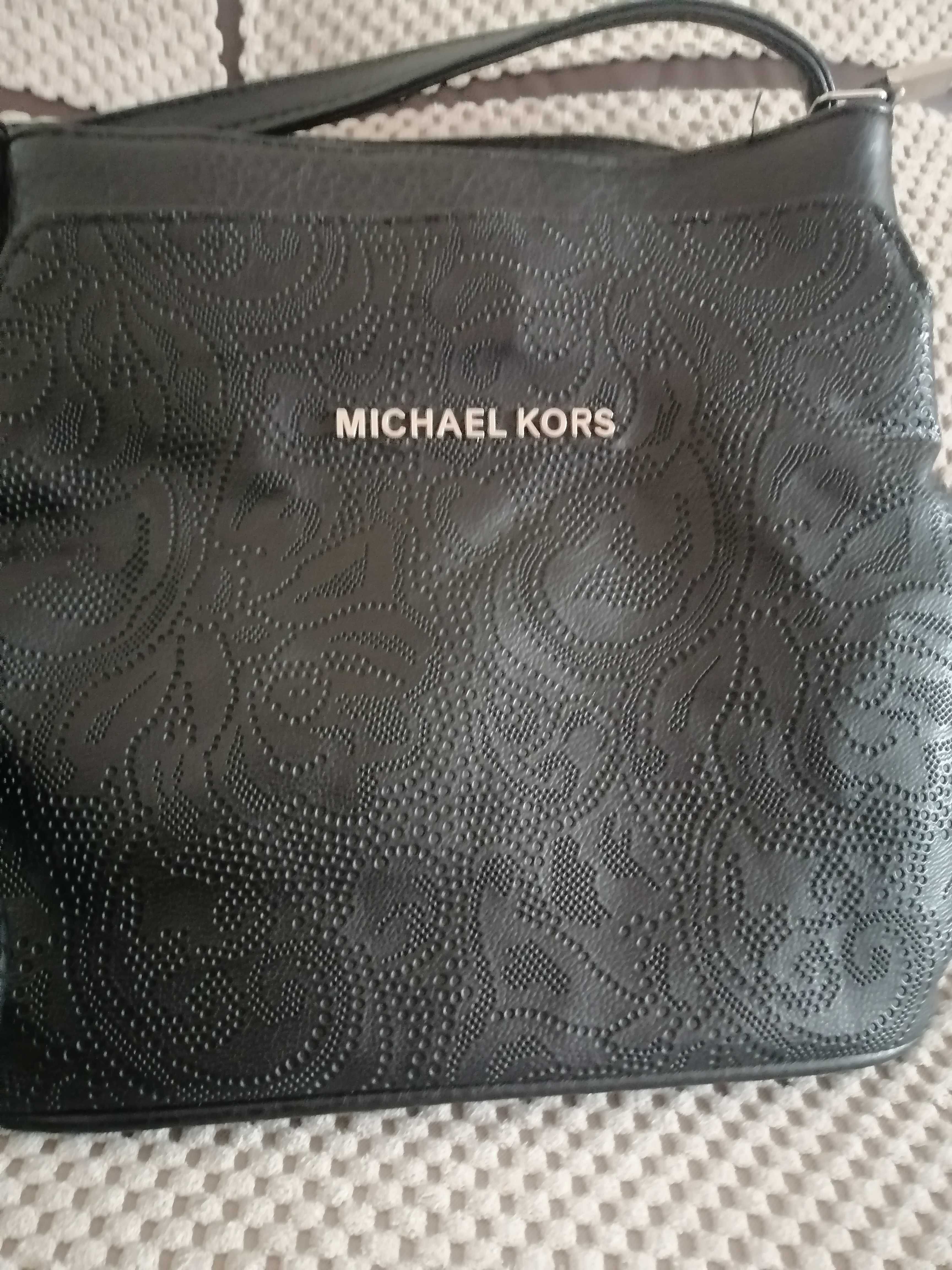 Нова! Прекрасна чанта Michael Kors