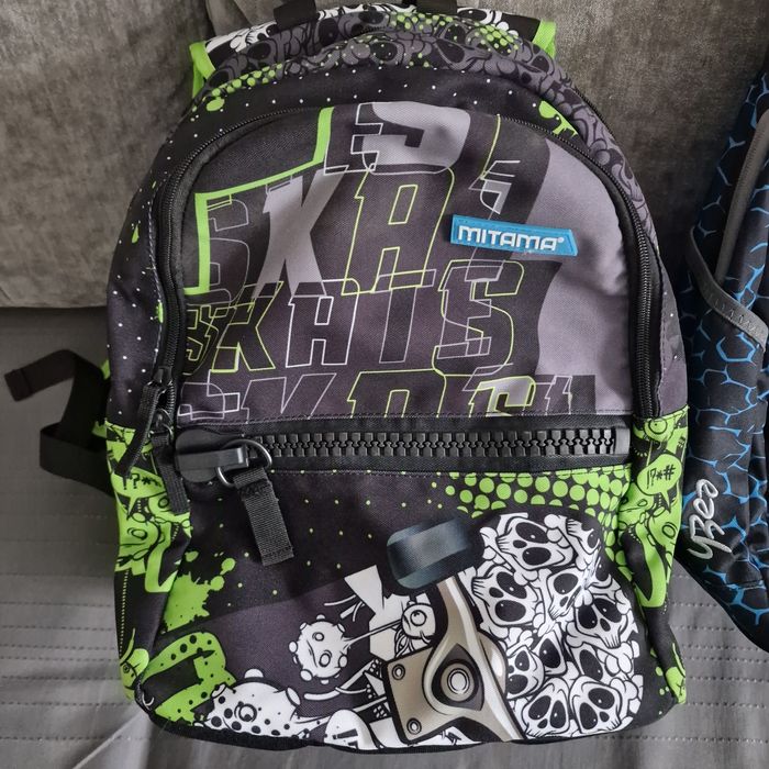 Ghiozdan nou pentru scoala