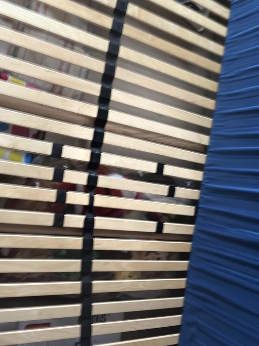 vand pat 120x200 in stare buna saltea inclusa