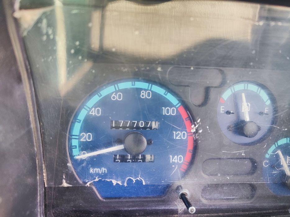 Sroshni sotiladi Damas 2019