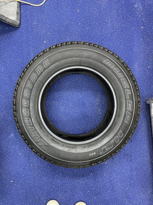 Bridgestone Dueler 840 H/T 265/65 R17