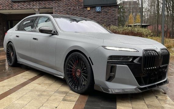 M performance aero пакет BMW G70 спойлер прагове дифузьор накрайниц