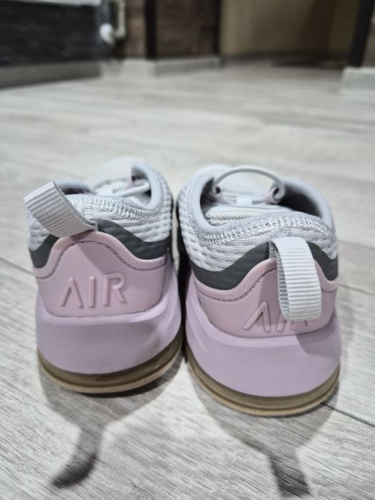 Маратонки на Nike