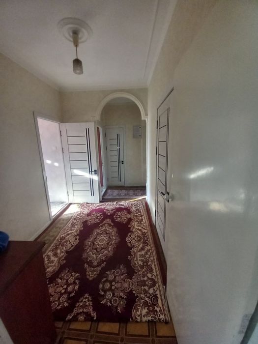 Sergeli 3 da 4 xonali uy sotiladi