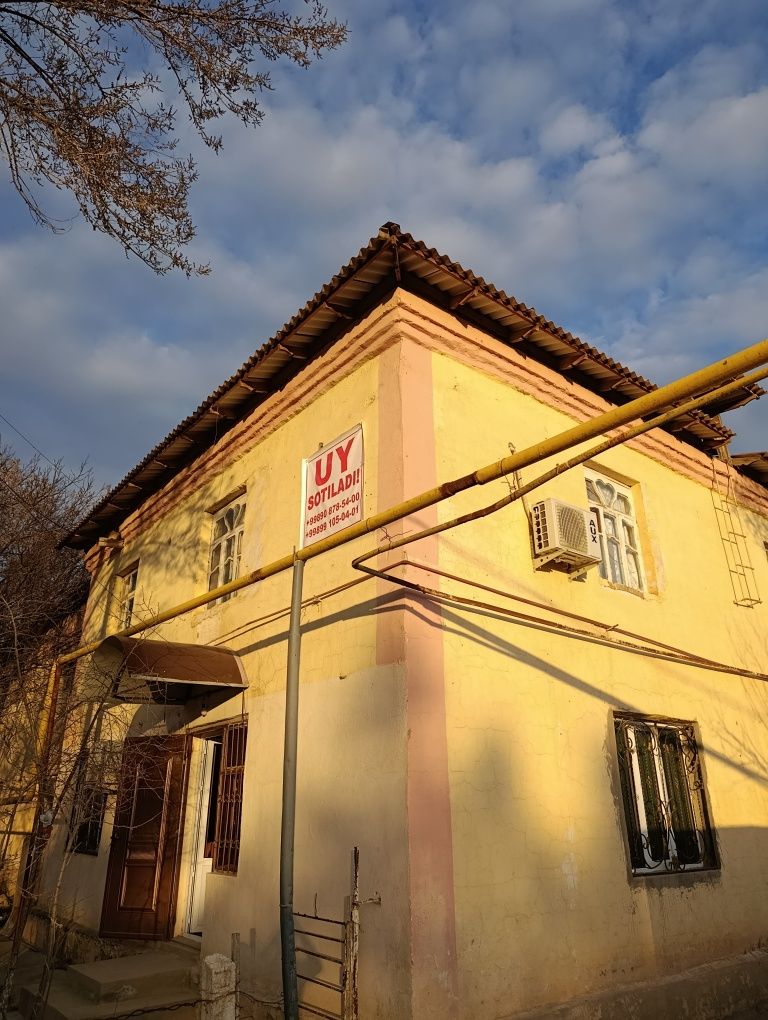 Bekorchilar bezovta qilmasin uy sotiladi 100milyon batafsil maʼlumot