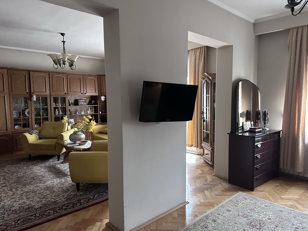 Persoana fizica inchiriez casa/vila Calea Turzii