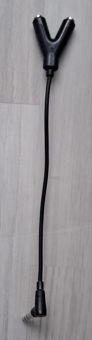 Vând căști de gaming