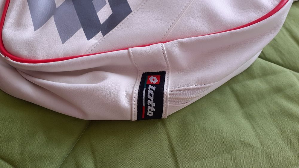 Кожена спортно-елегантна плажна чанта Lotto