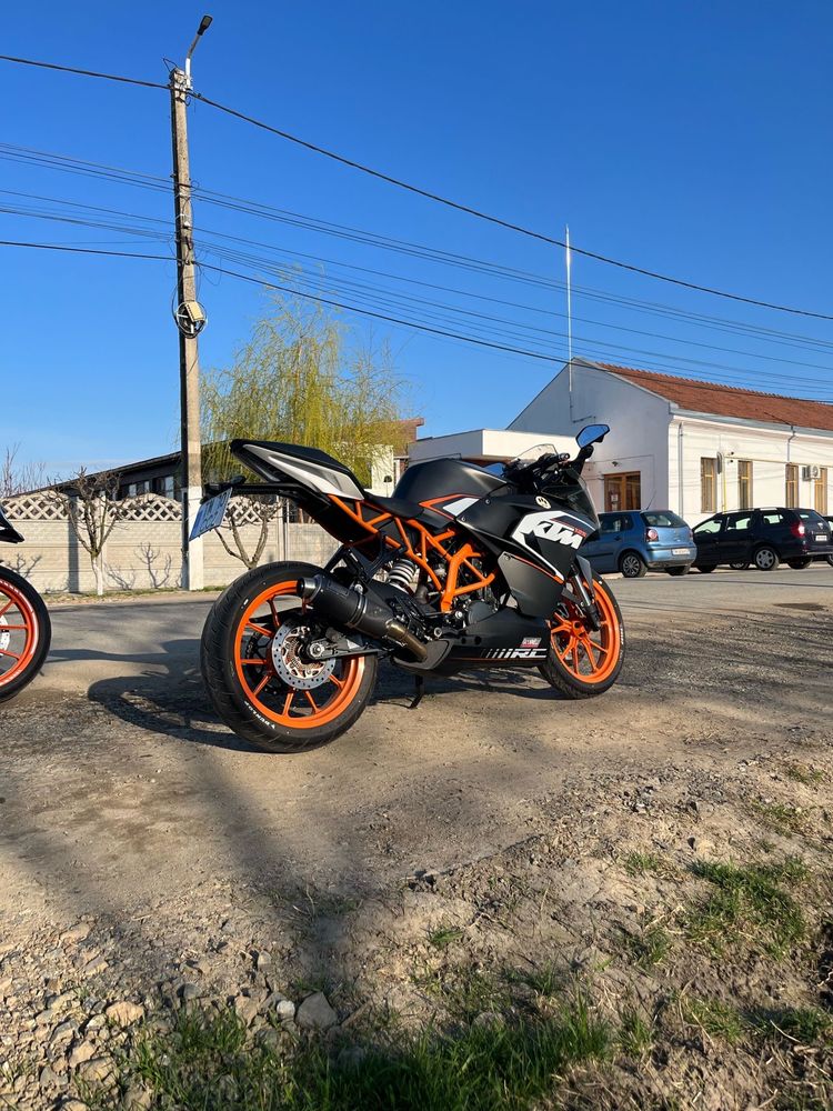 KTM RC 125  2015