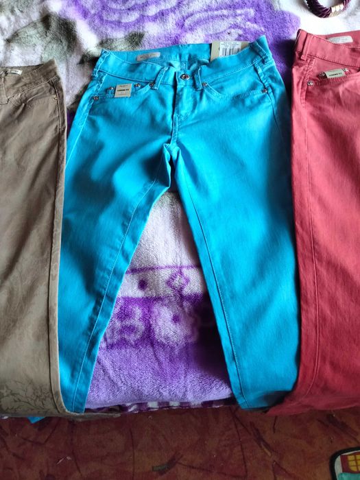 Blugi skinny Pepe Jeans rosii , marime 24/32 noi cu eticheta