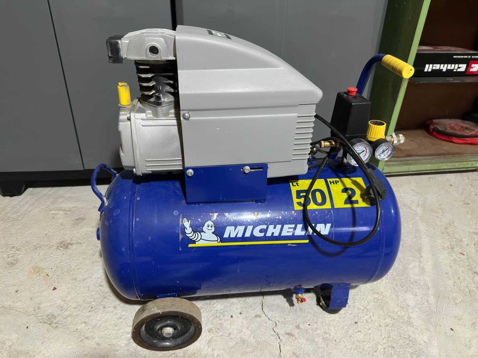 Se vinde compresor de 50litri