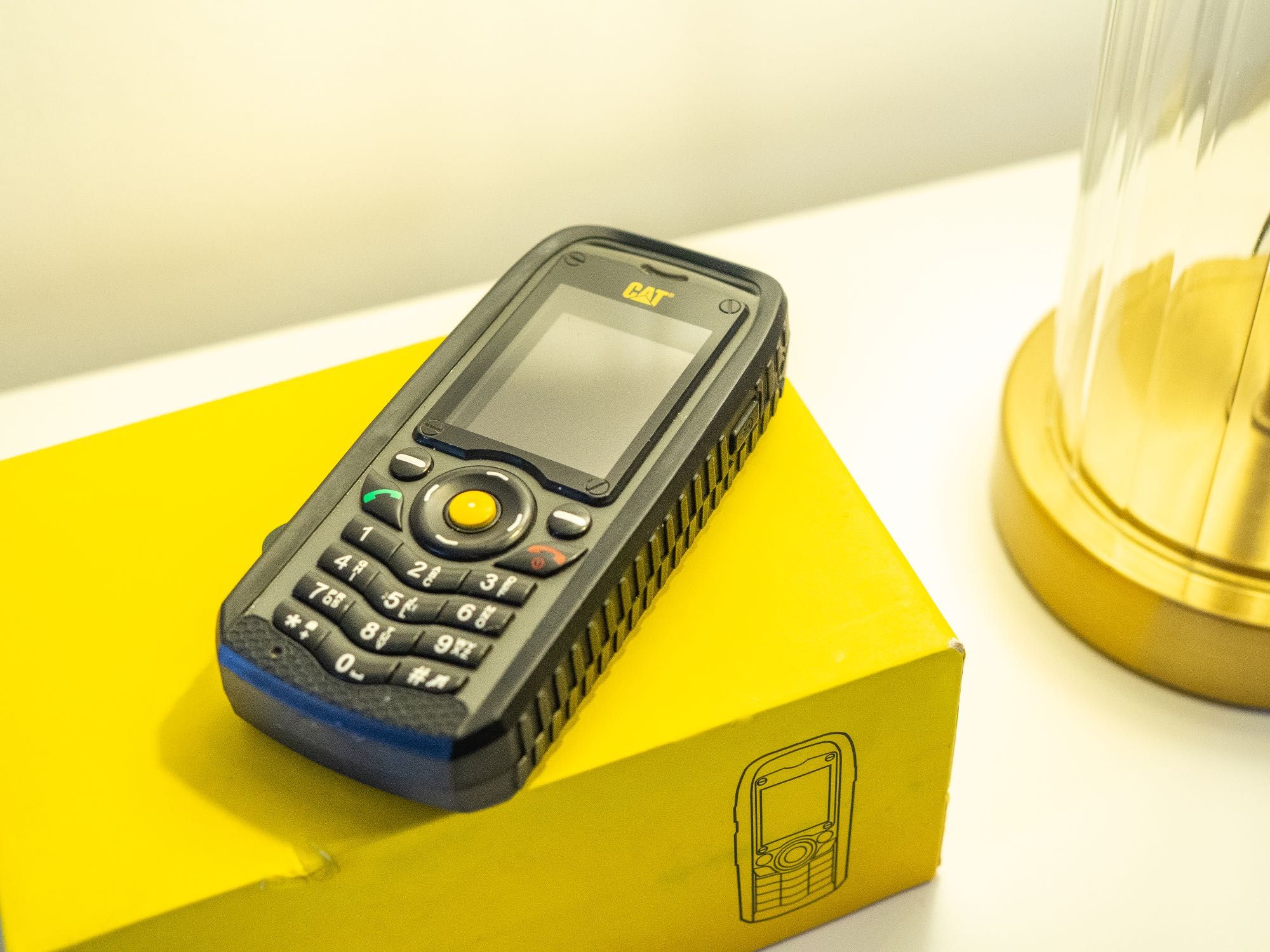 Telefon Caterpillar CAT B25