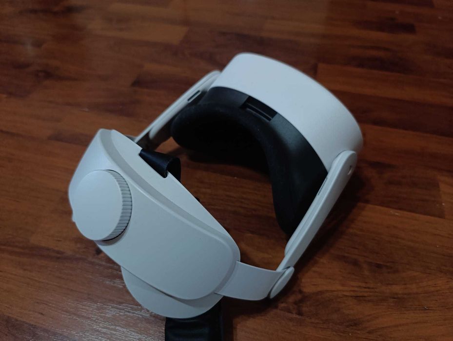 Meta Quest 3S + Curea de cap + cablu PCVR 5 metri