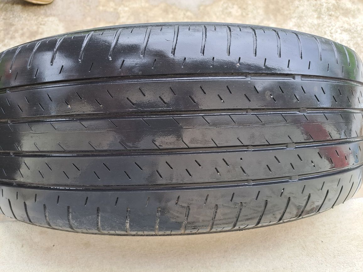 Anvelope vara Bridgestone 225 60 18 - 2 bucăți