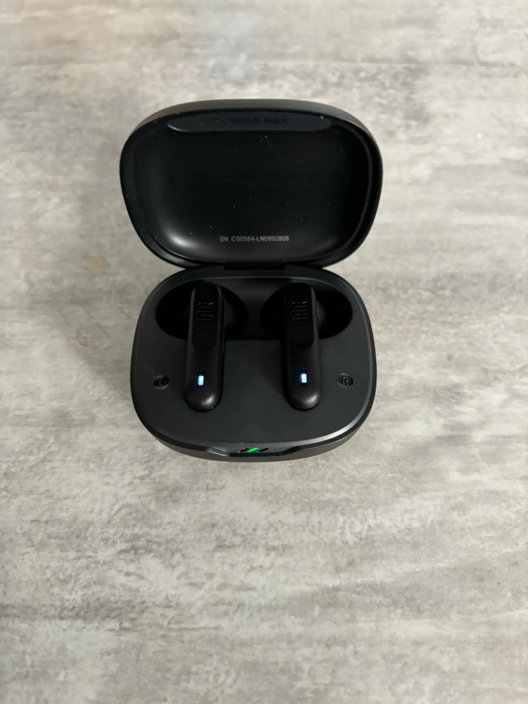 Аудио слушалки JBL Wave