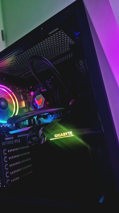 Vand PC Gaming i5 12400F | RTX 3060 12gb | 32gb DDR5 | 1TB SSD | NOU