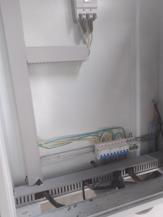 Eliktirik Aftozaratchik urnataman lustira ilaman siplzatir urnataman