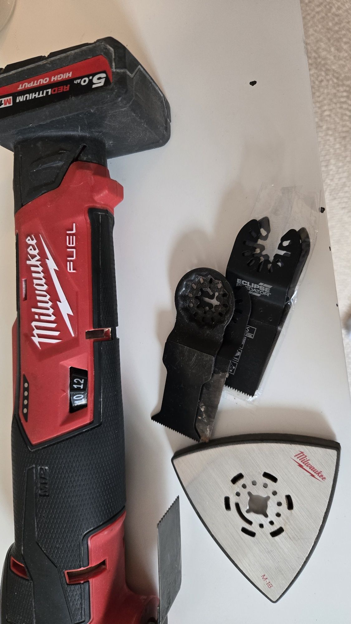 Milwaukee m12 multitool multifunctionala fara baterie, in garantie