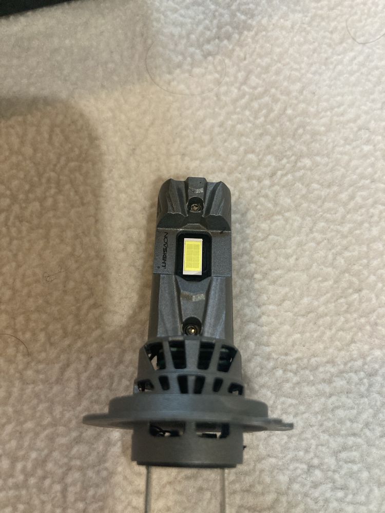 2 H7 LED крушки.