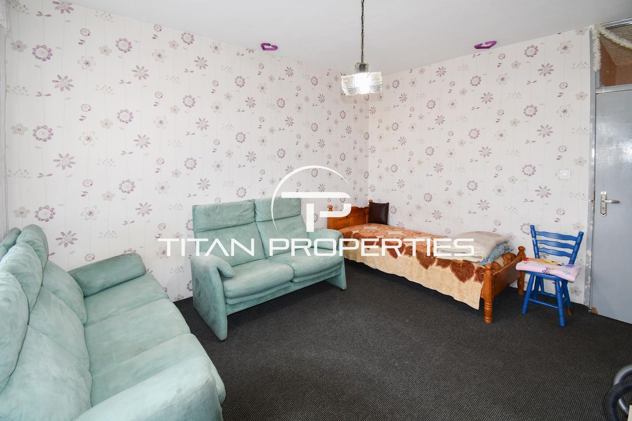 Дава се под наем Тристаен апартамент в София, Левски Г - 100 кв.м за 700 € - Снимка #4