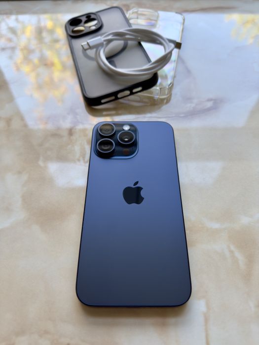 Iphone 15 pro max 256 gb 92% blue titanium impecabil + huse folie