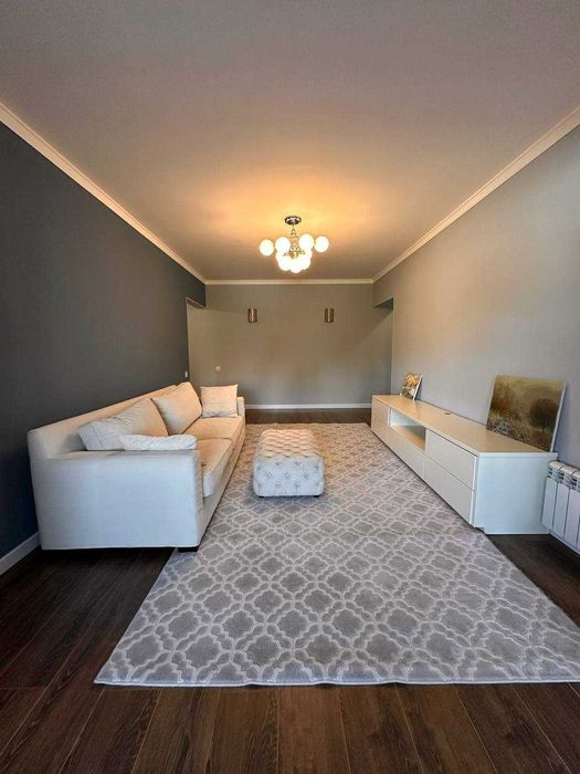 4-х комнатная кв. в евро ремонте 100м2  ул. Мираншох ID: 4328