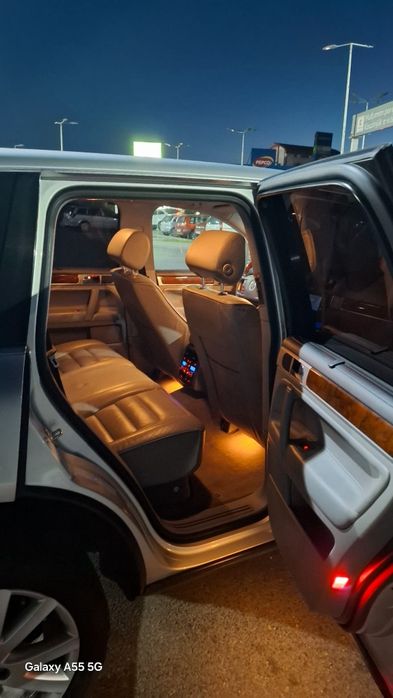 Vând volkswagen toureag r5