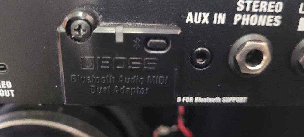 BOSS Katana 100 Gen 3 + adaptor bluetooth + cablu audio pentru chitara