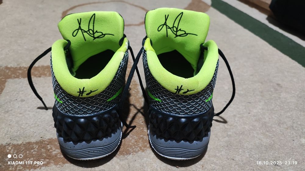 Продается баскетбольные кроссовки Nike kyrie 1