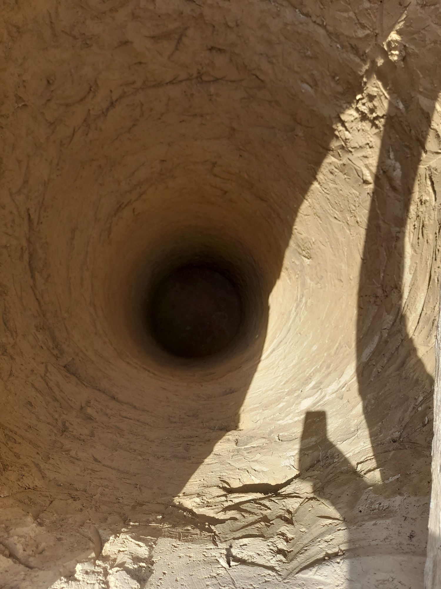 Urachi ura tiransha tunel padival qazamiz...