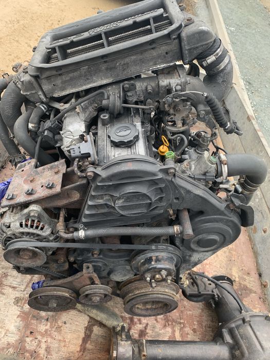 Vand, dezmembrez motor suzuki grand vitara 1 , 2,0 mazda