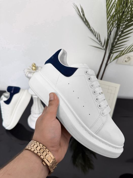 Adidasi Alexander Mcqueen albi