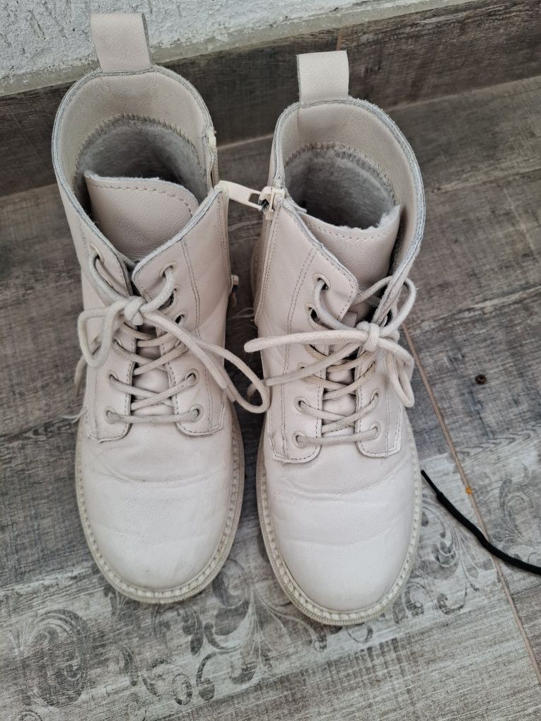 Черни боти Zapatos