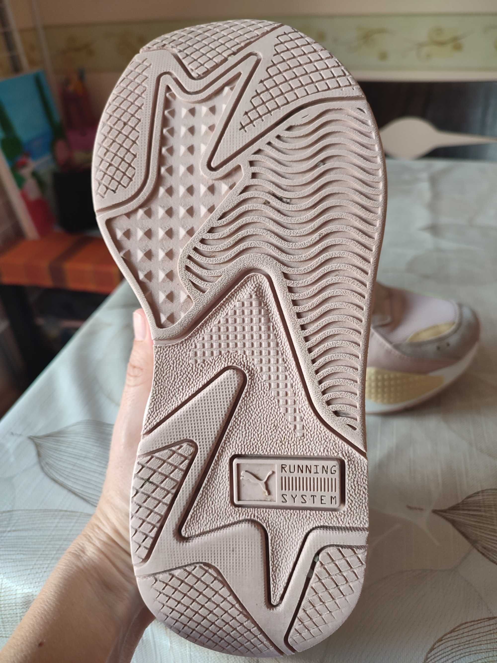 Маратонки PUMA37 номер