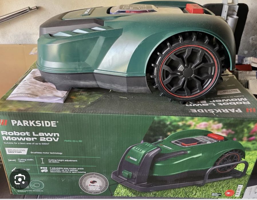 2 roboți pentru gazon Parkside de vanzare!