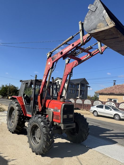 Vand Massy ferguson 3060 4x4 cu incarcator frontal