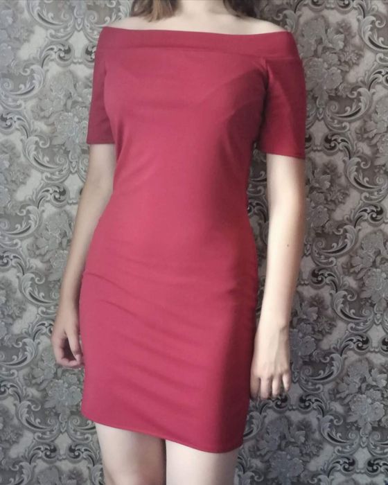 Платья новые женские