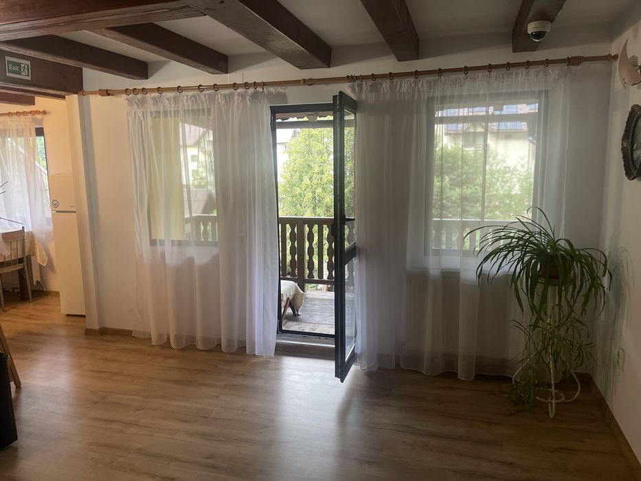 Vila Moieciu de Sus - 5 dormitoare -la cheie-