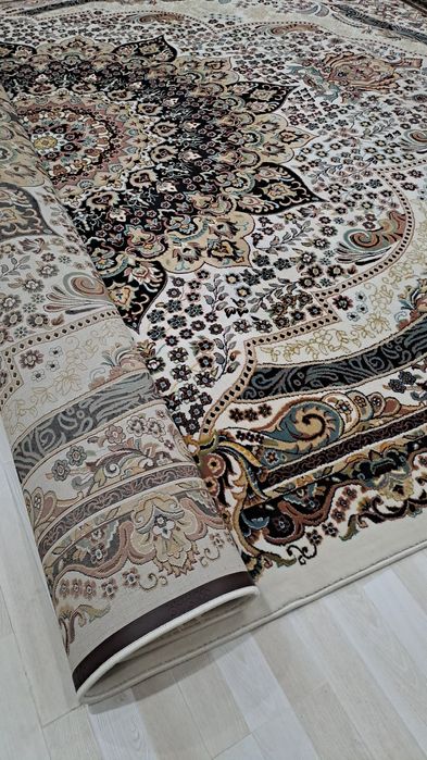 Гилам сотилади чиройли яхши янги