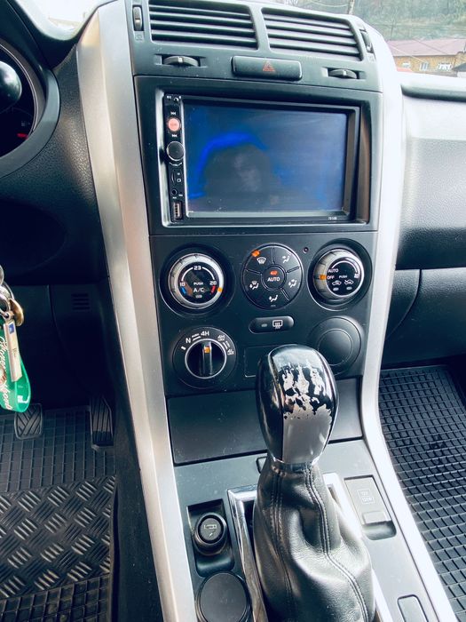 Vând Suzuki Grand Vitara 1.9 Diesel