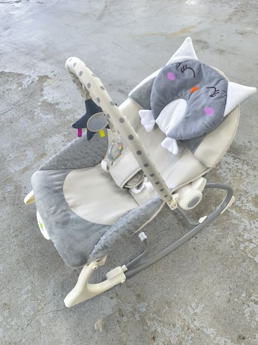 Balansoar bebeluși cu vibratie