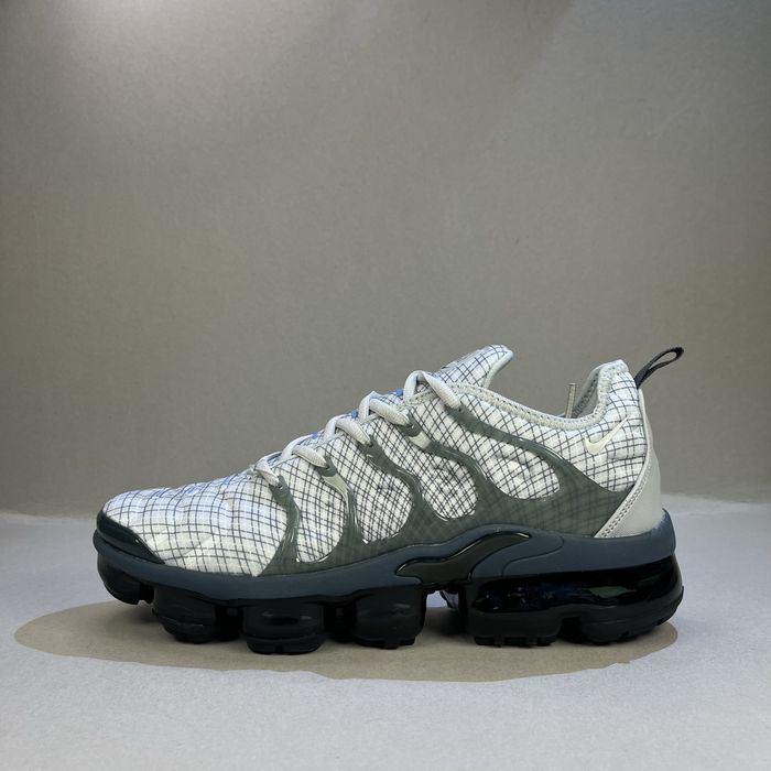 Nike Vapormax Plus Grey! НОВИ! Ориг