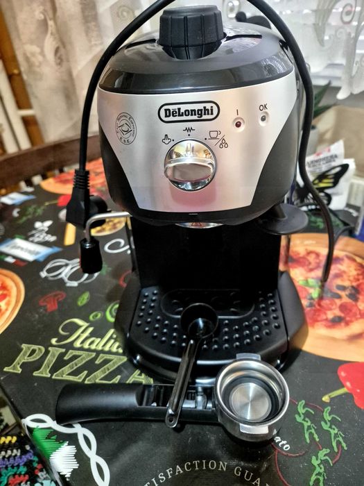 Кафе машина Delonghi