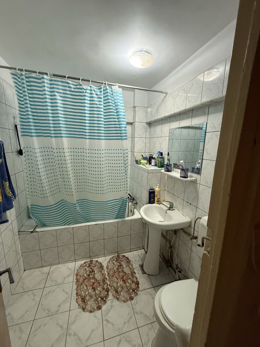 Particular vand Apartament 4 camere calea rahovei