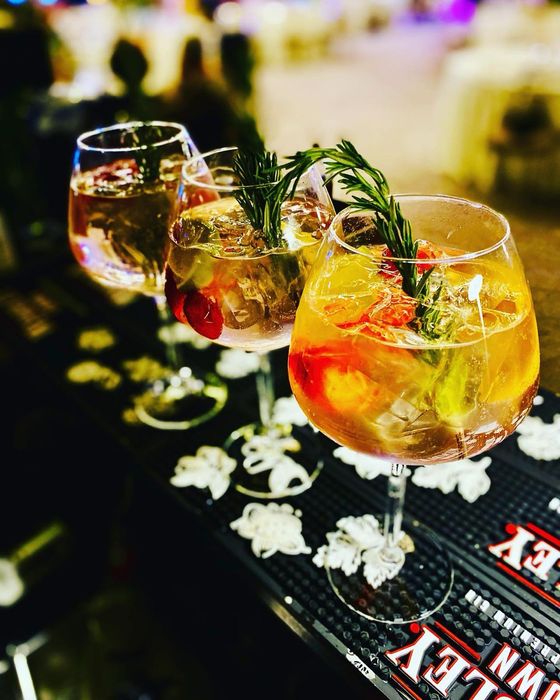 Bar mobil pentru evenimentul tau