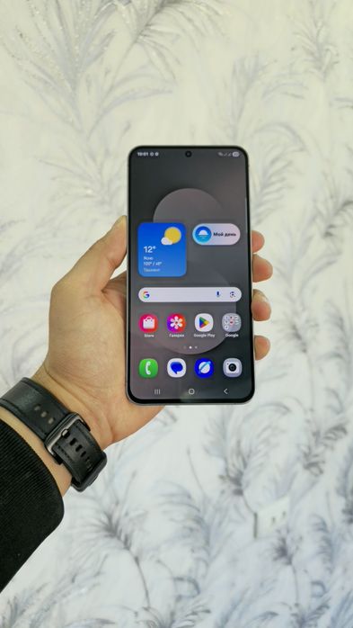 Srochno Samsung S25 Fe 8/128g 2sim sotiladi