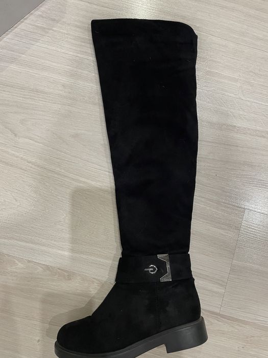 Зимние сапоги ,36 р