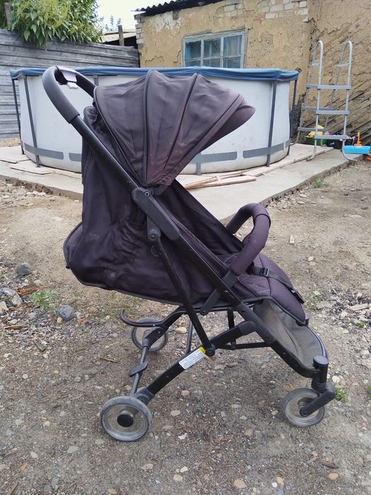 Продам детскую коляску